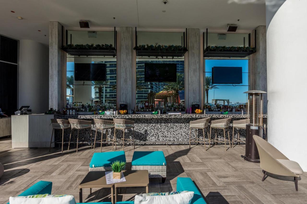The Ultimate Resort - Beachfront 2 Bedroom Apartment With Direct Ocean View, Rooftop Pool, Hot Tub And Gym 할리우드 외부 사진