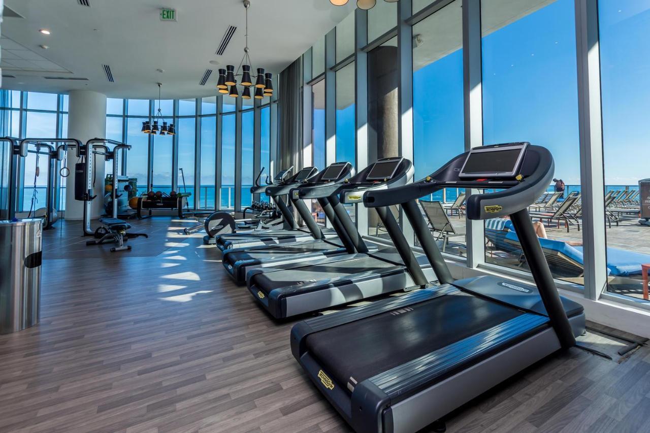 The Ultimate Resort - Beachfront 2 Bedroom Apartment With Direct Ocean View, Rooftop Pool, Hot Tub And Gym 할리우드 외부 사진